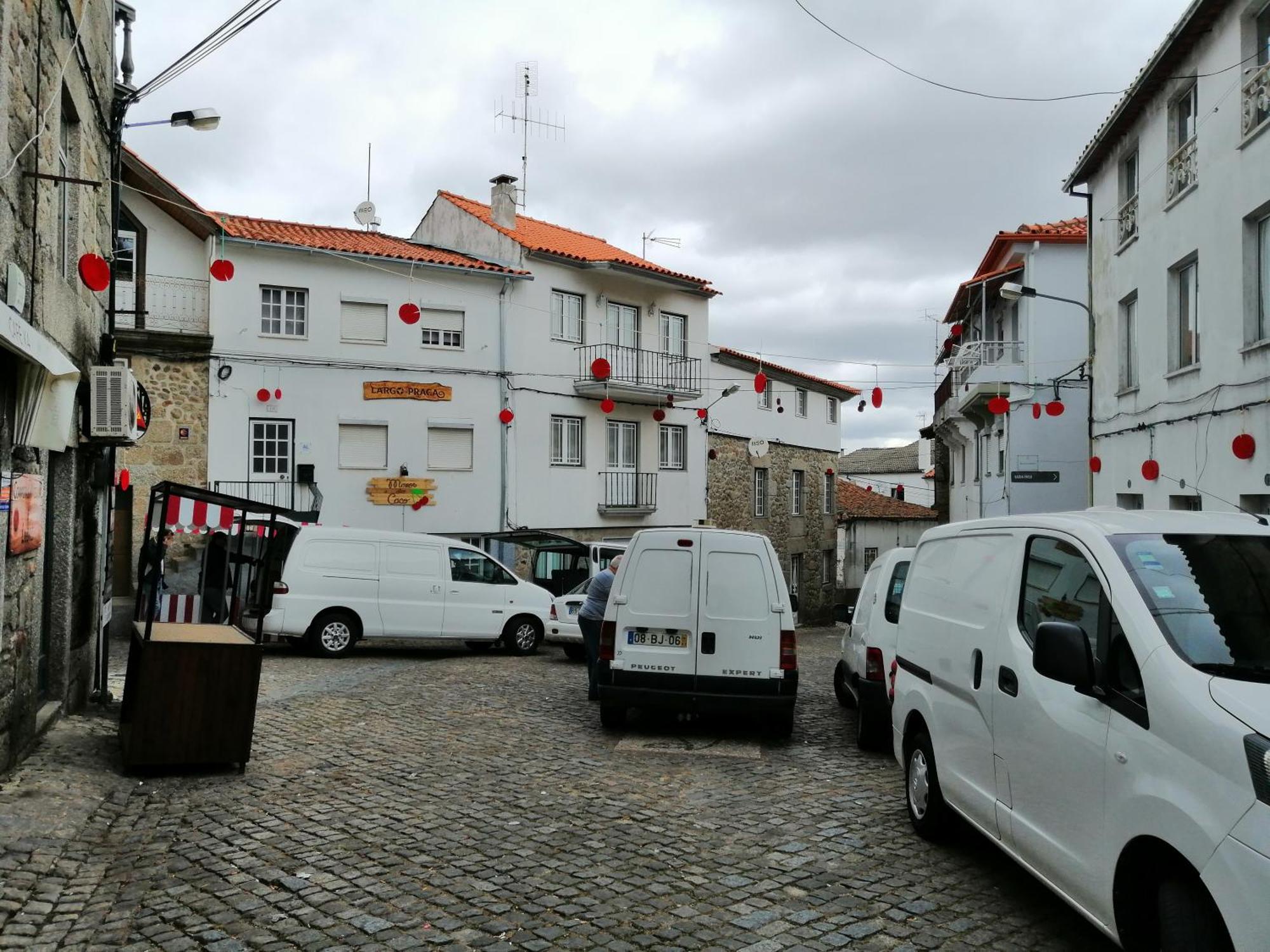 Casa Largo Da Praca Villa Alcongosta Exterior foto